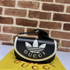 Gucci Satchel Bags